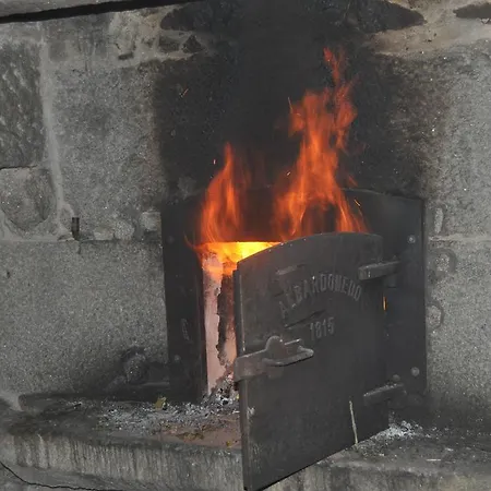 Asador De Casa Albardonedo Otel Roxos